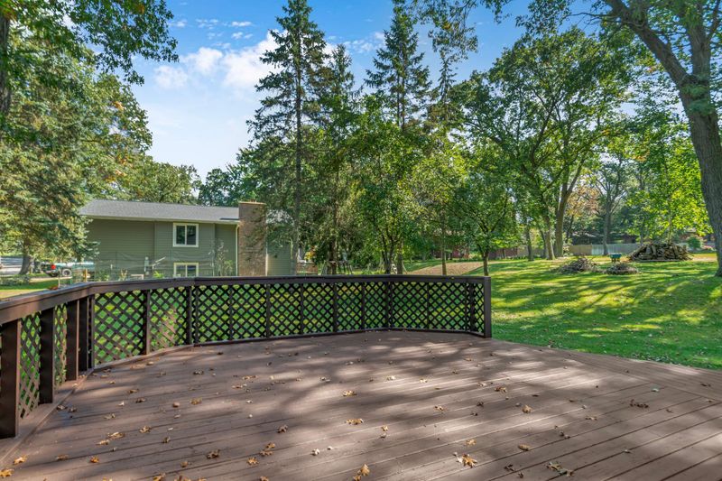 2540 E Rum River Dr S, Cambridge, MN 55008
