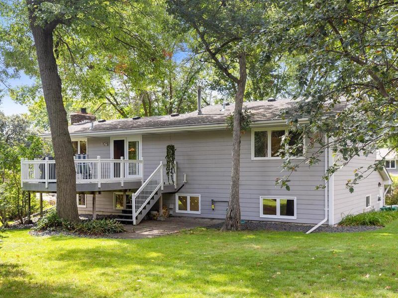 4706 Lorinda Dr, Shoreview, MN 55126