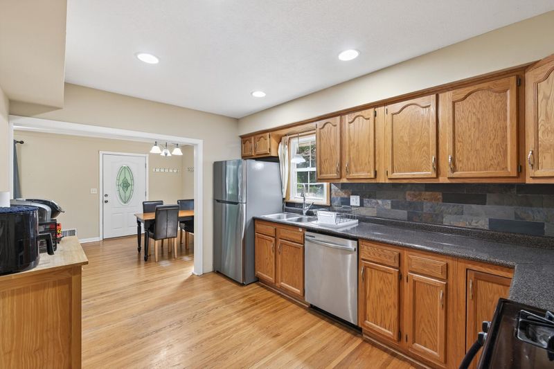 5213 Ewing Ave N, Brooklyn Center, MN 55429