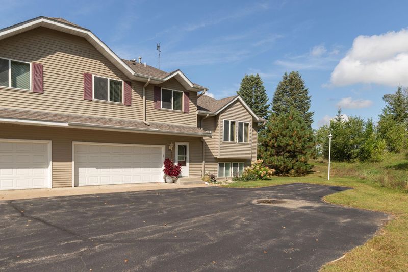 4253 Mallard Pl SE, Rochester, MN 55904