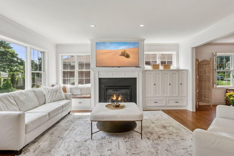 5525 Oaklawn Ave, Edina, MN 55424