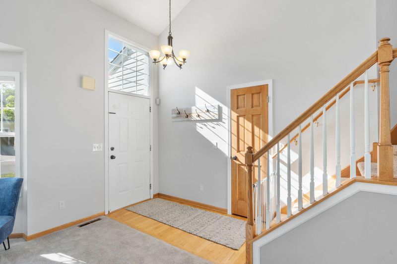 9126 Olive Ln N, Maple Grove, MN 55311