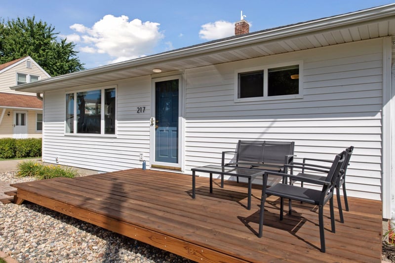 217 2nd St NW, Mayer, MN 55360