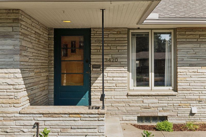 3420 46th Ave N, Robbinsdale, MN 55422