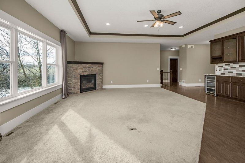 1031 Homestead Dr, Jordan, MN 55352