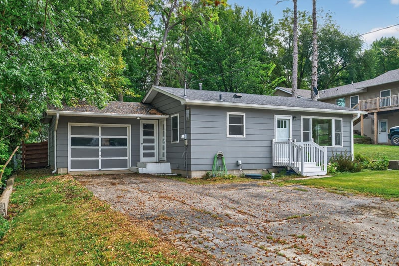 712 6th Ave, Howard Lake, MN 55349