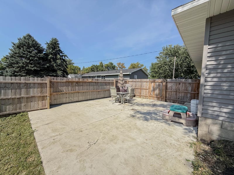 234 4th St NE, Pennock, MN 56279