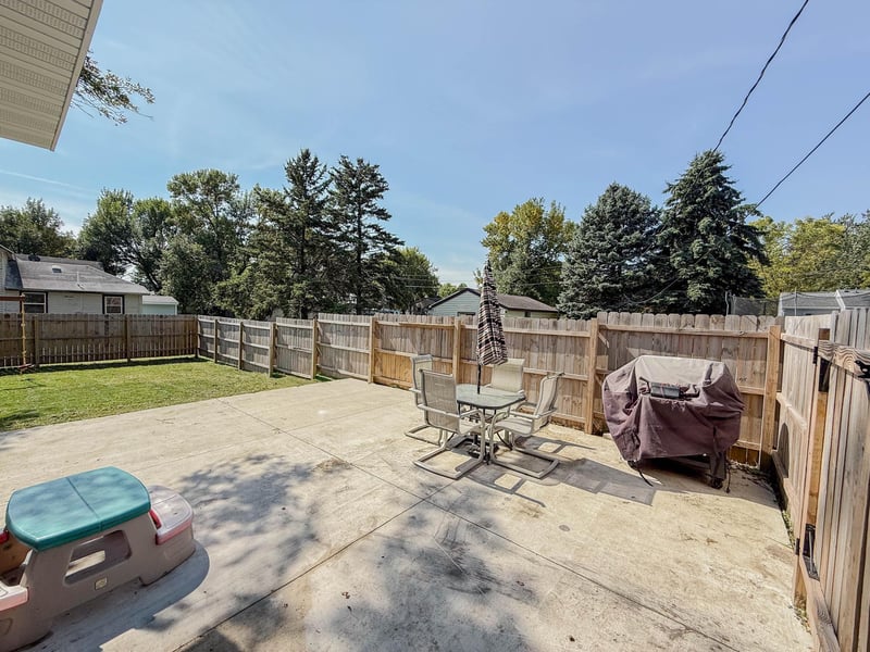 234 4th St NE, Pennock, MN 56279