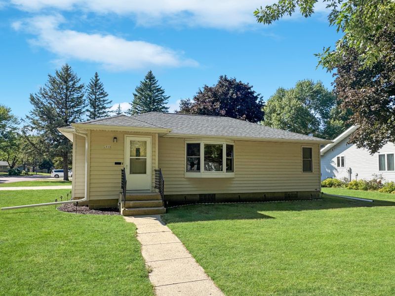 2860 Pine Ave, Slayton, MN 56172