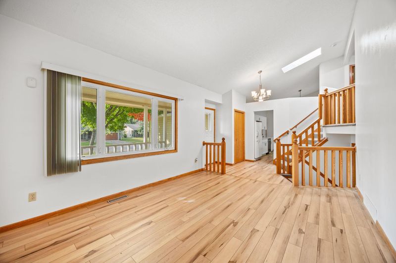 9540 Irving Ave N, Brooklyn Park, MN 55444