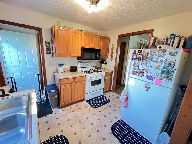423 Robert St, Ostrander, MN 55961