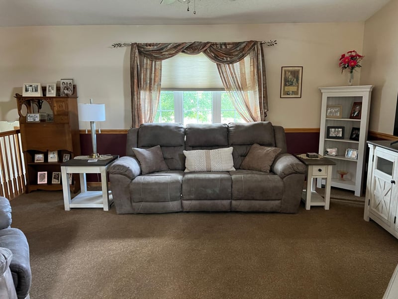 709 Mlinar Ave, Spring Valley, MN 55975