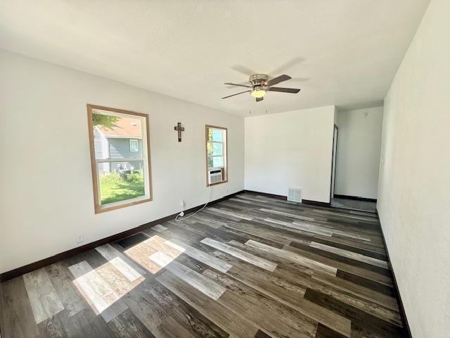 207 E Broadway St, Redwood Falls, MN 56283