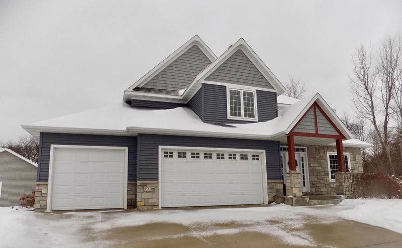 3585 Bridgeview Dr SE, Rochester, MN 55904