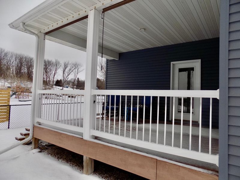 3585 Bridgeview Dr SE, Rochester, MN 55904