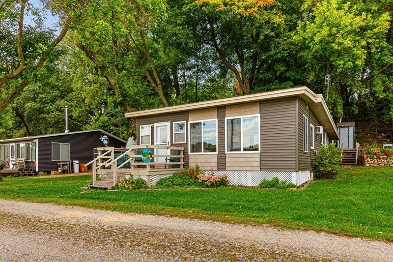 17493 Gary Trl #12, Faribault, MN 55021