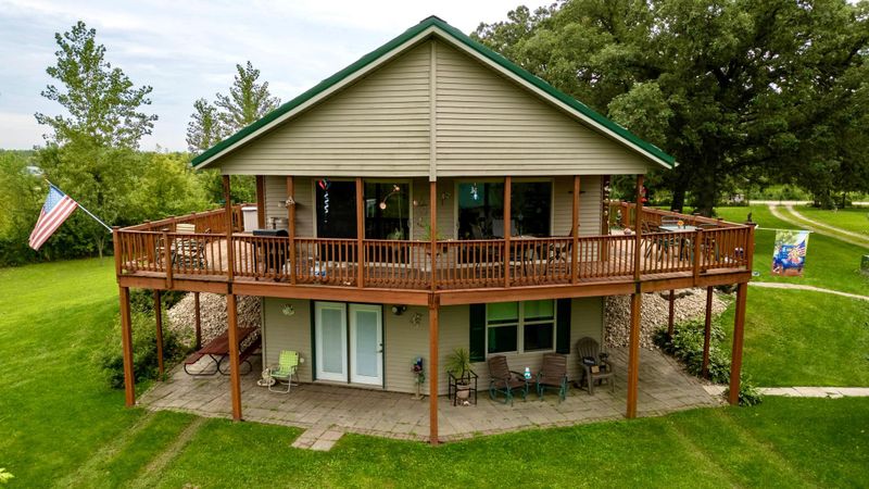 77870 State Line Rd, Le Roy, MN 55951