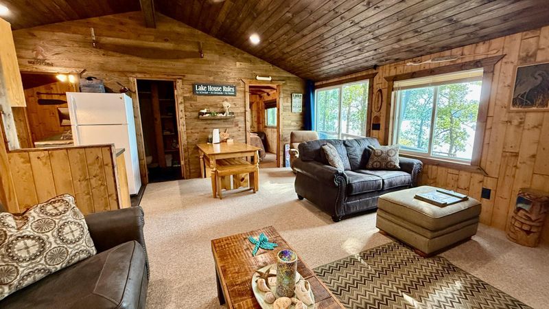 20574 Fabulous View Dr, Nevis, MN 56467