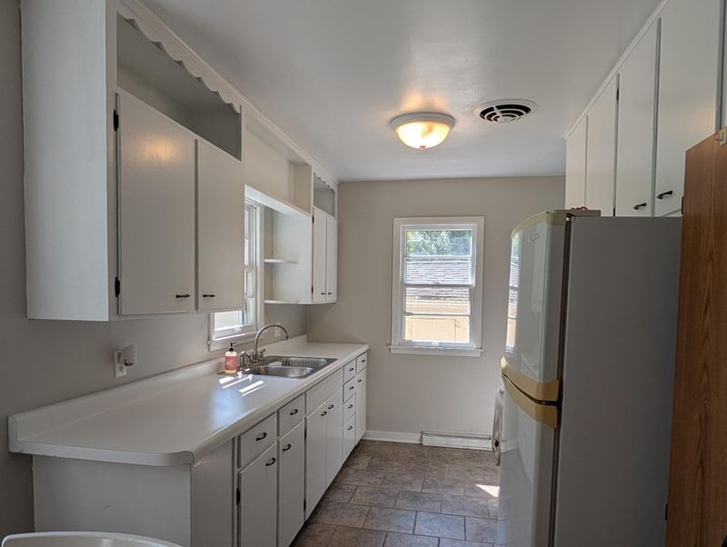 1015 College St, Northfield, MN 55057