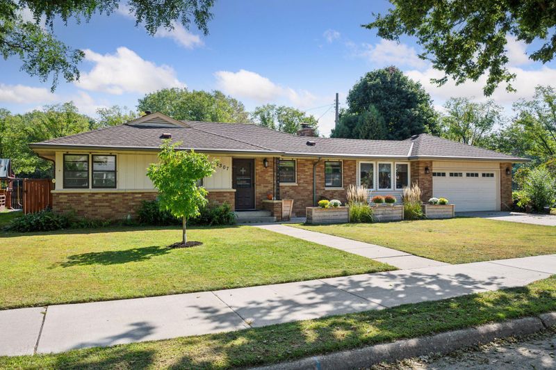 2307 Harding St NE, Minneapolis, MN 55418