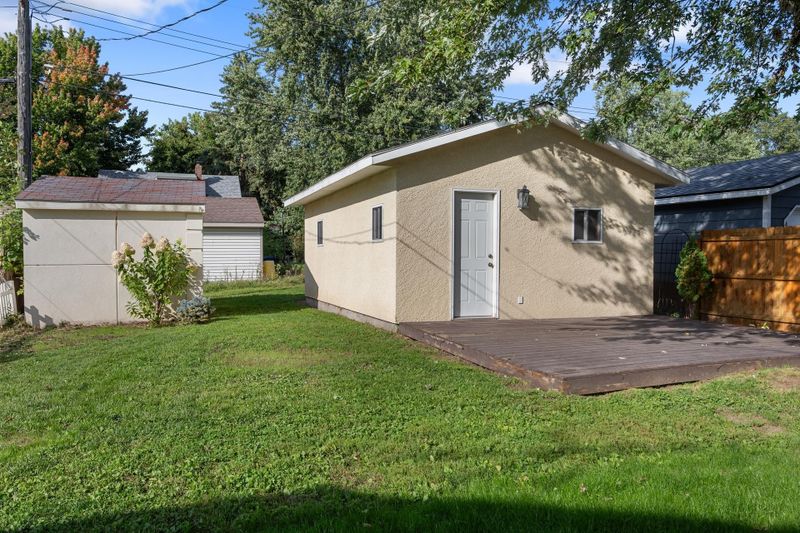 2639 15th Ave E, North Saint Paul, MN 55109