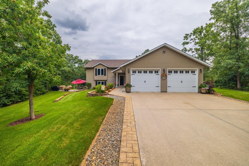 20377 219th Ave, Nevis, MN 56467