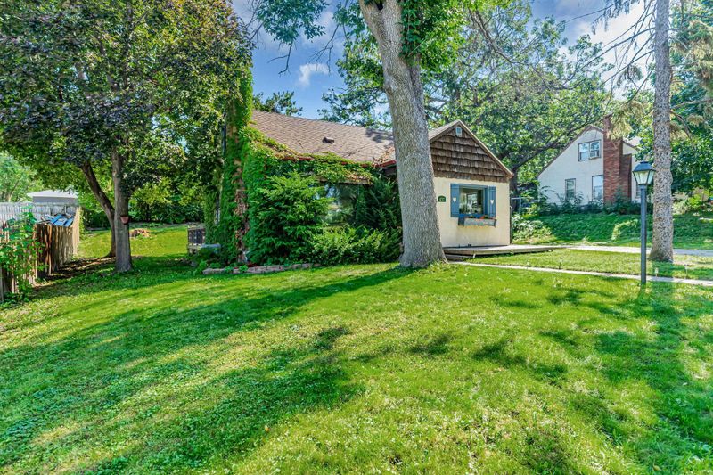 4717 6th St NE, Columbia Heights, MN 55421