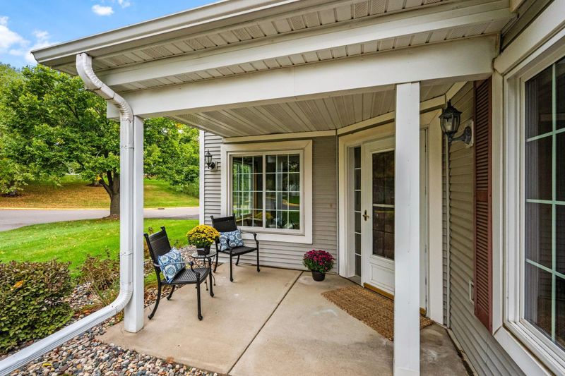 186 Emerson Ave E, West Saint Paul, MN 55118