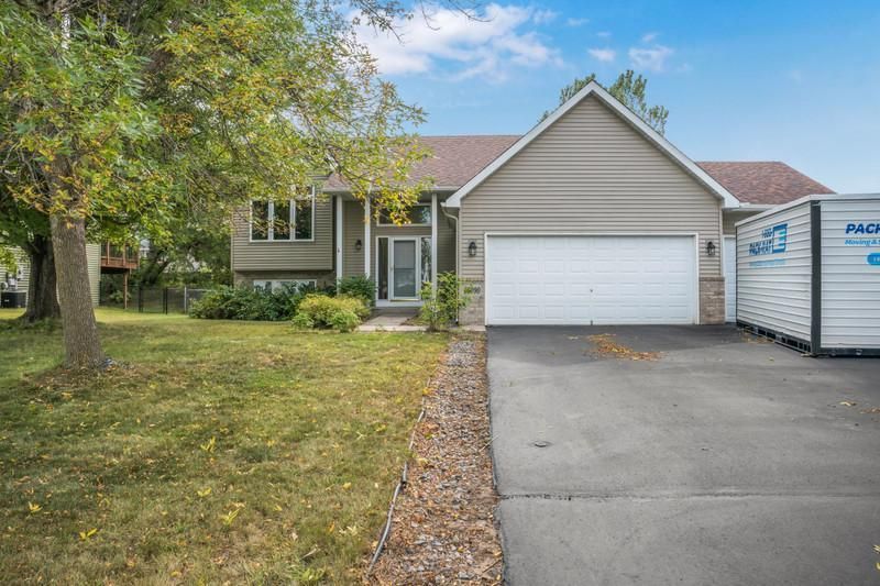 12990 7th Ave S, Zimmerman, MN 55398