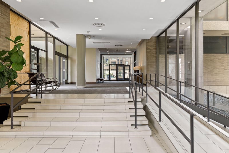 15 S 1st St #A615, Minneapolis, MN 55401