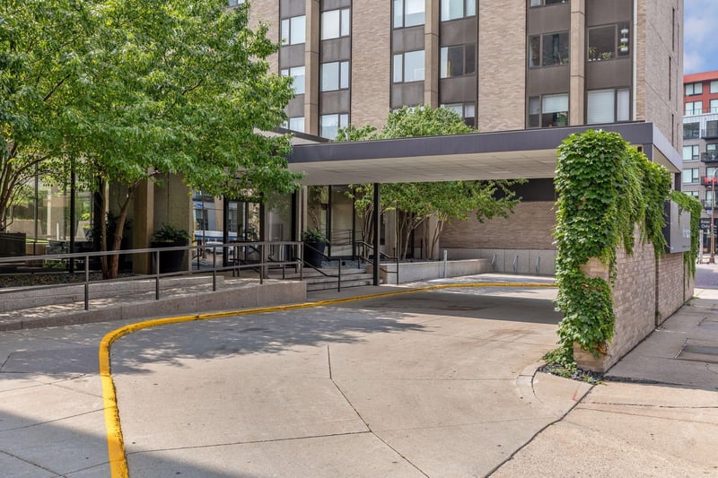 15 S 1st St #A615, Minneapolis, MN 55401