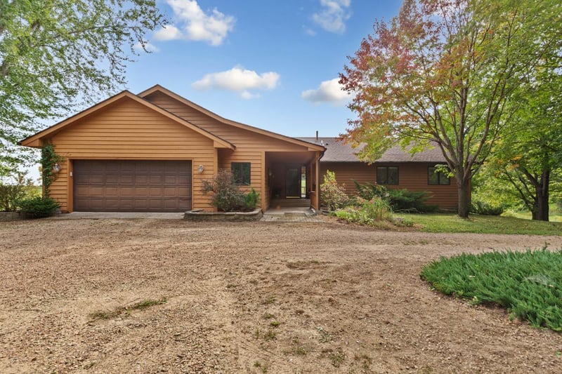 3920 57th St W, Webster, MN 55088