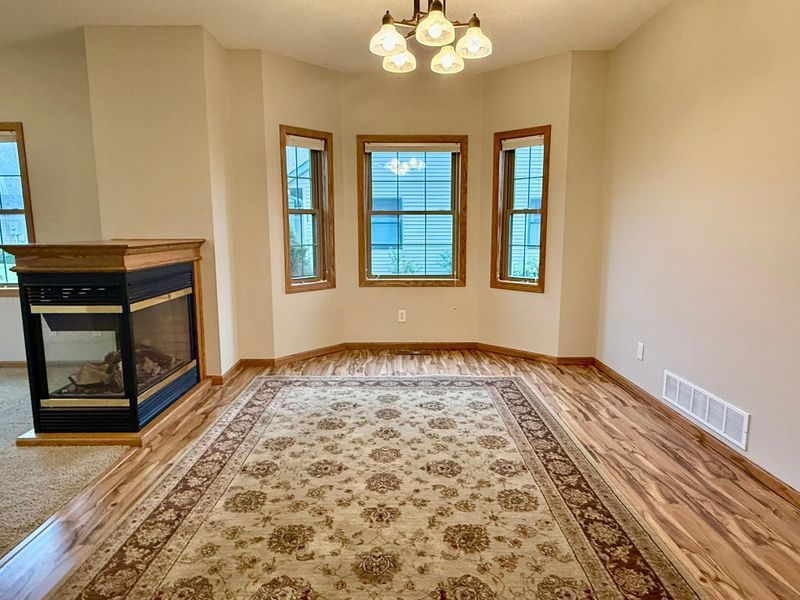 2908 9th Ave SE, Willmar, MN 56201