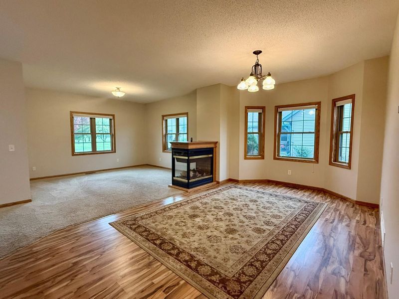 2908 9th Ave SE, Willmar, MN 56201