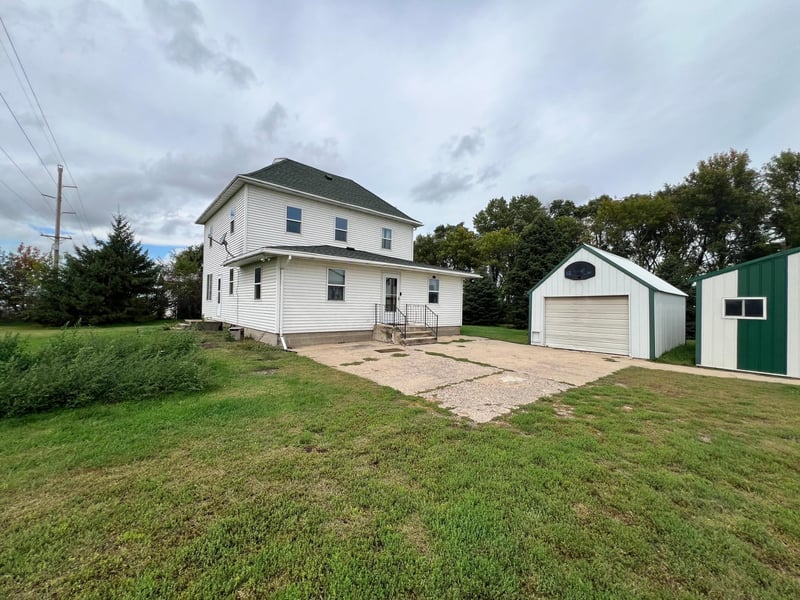 3086 270th St, Madison, MN 56256