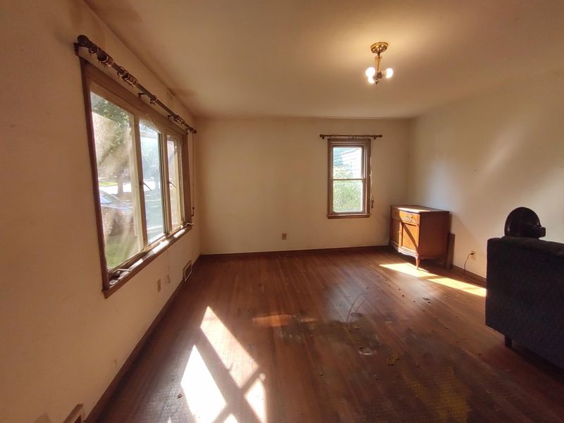 1208 S Sheridan St, Fergus Falls, MN 56537