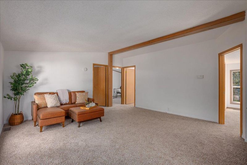 1520 Cedar Falls Rd, Menomonie, WI 54751