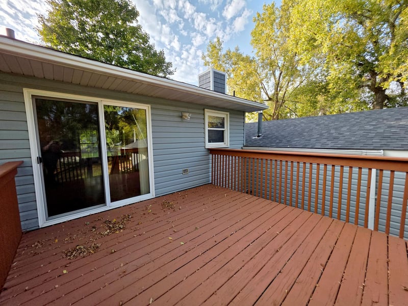 244 6th St N, Kandiyohi, MN 56251