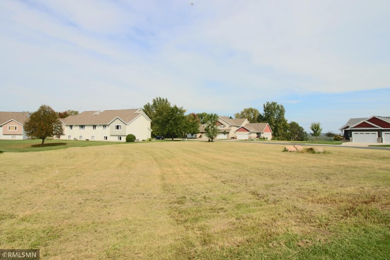 2422 Rushmore Rd, Hastings, MN 55033