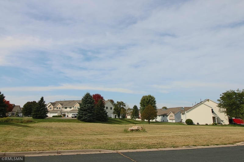2422 Rushmore Rd, Hastings, MN 55033