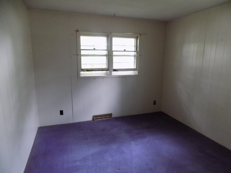 405 Snure St, Lakefield, MN 56150