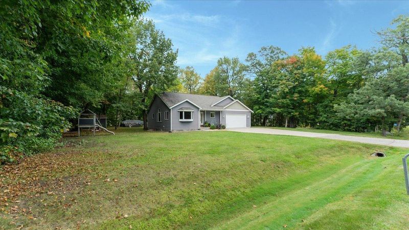 151 Bluffs Rd NW, Alexandria, MN 56308