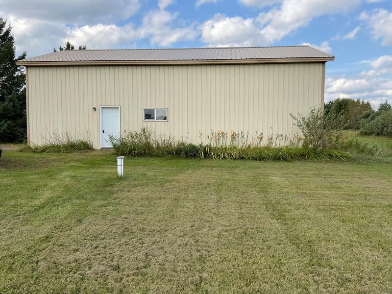 25330 North Rd, Bovey, MN 55709