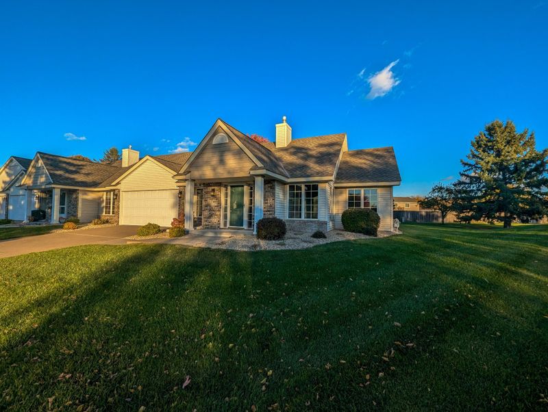 3227 Northdale Ln NW, Coon Rapids, MN 55448