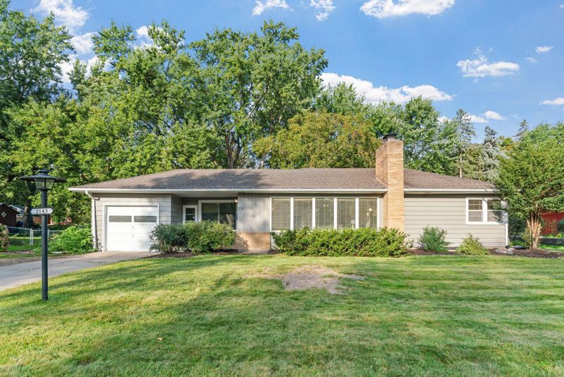 2143 Noble Ave N, Golden Valley, MN 55422