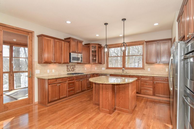 4090 Maple Hurst Dr S, Rockford, MN 55373