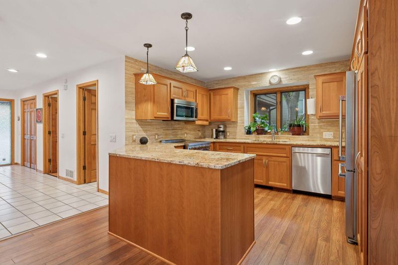 8166 Utah Ave S, Bloomington, MN 55438