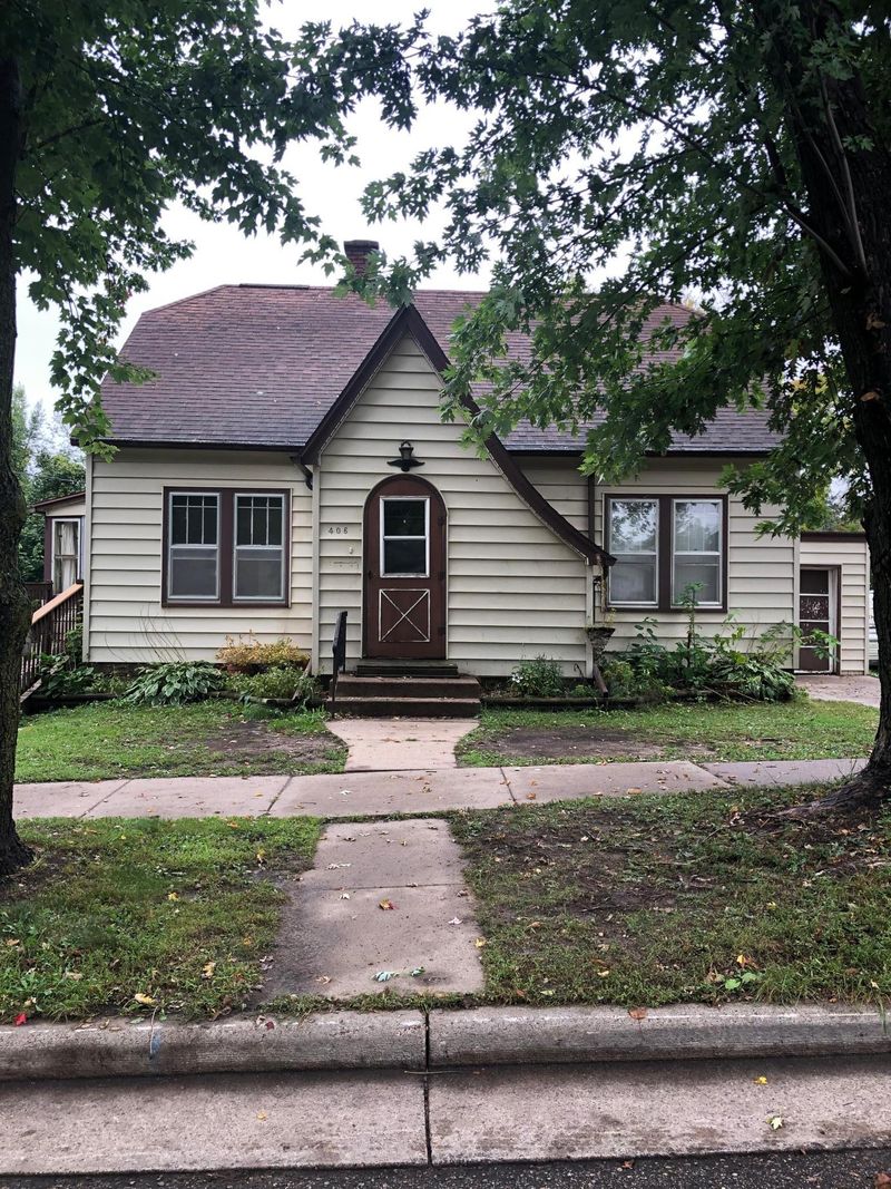 406 1st Ave, Durand, WI 54736