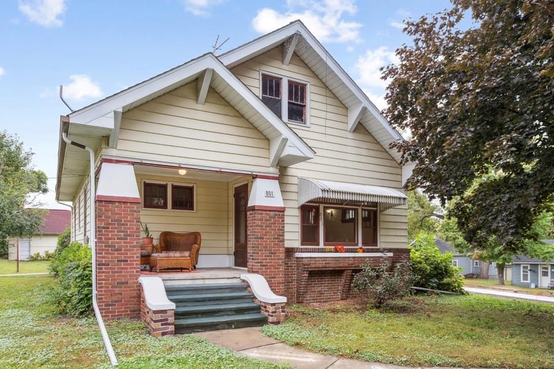801 7th Ave, Howard Lake, MN 55349