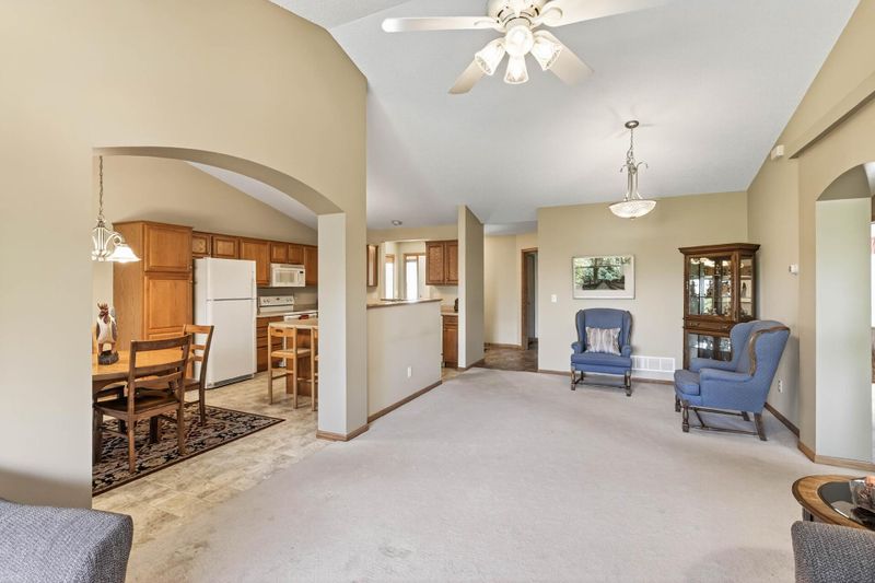 1726 14th Ct W, Hastings, MN 55033